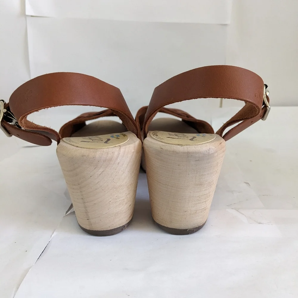 Lotta From Stockholm Tan Leather Clogs - Picture 7 of 10
